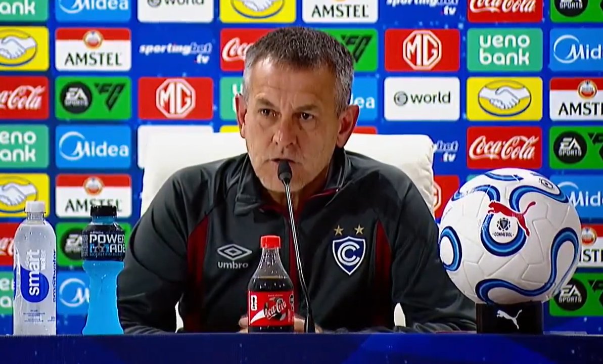 Horacio Melgarejo en conferencia de prensa tras el partido entre Cienciano y Lanús