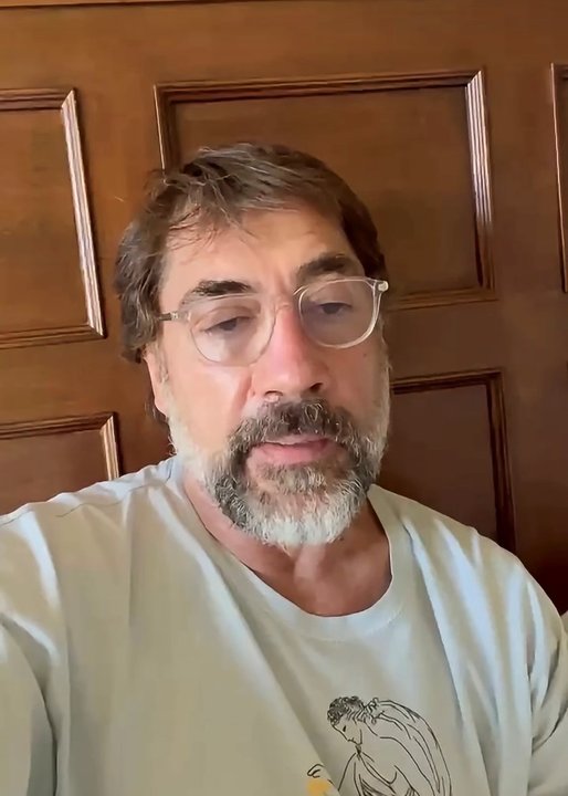 Javier Bardem durante el video en el que aclara sus declaraciones sobre Argentina y Javier Milei
