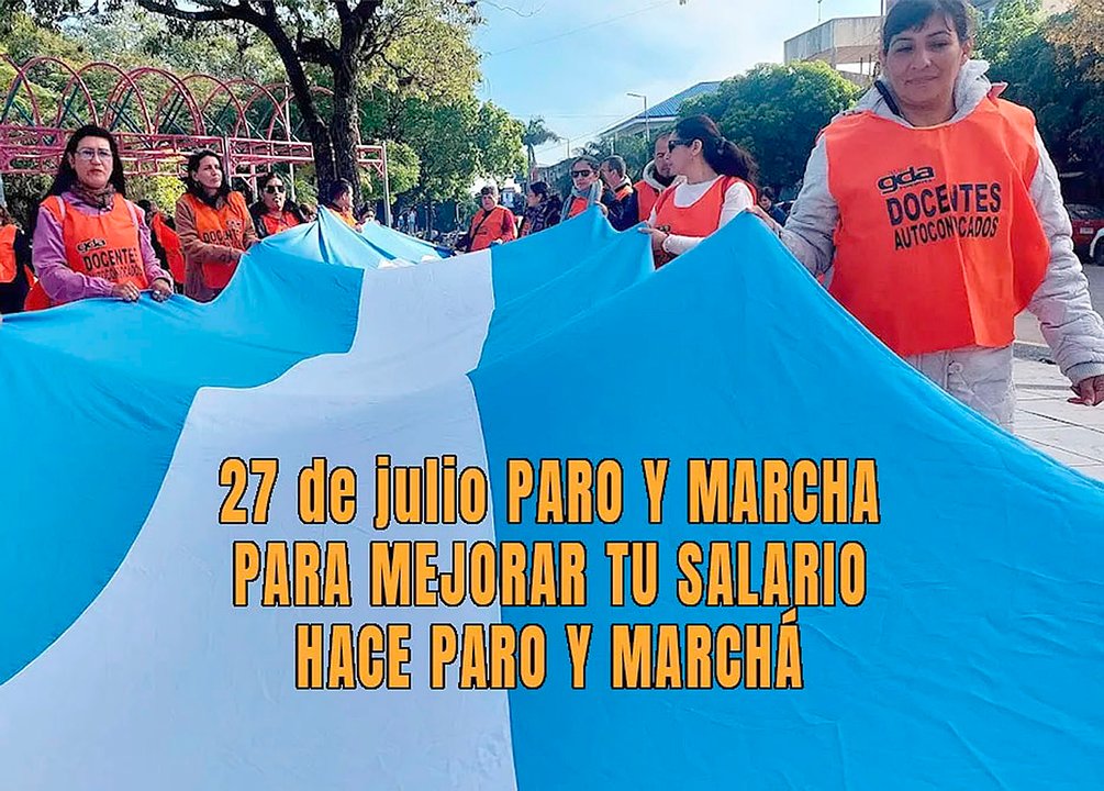 Docentes marchan en Formosa para reclamar recomposición salarial