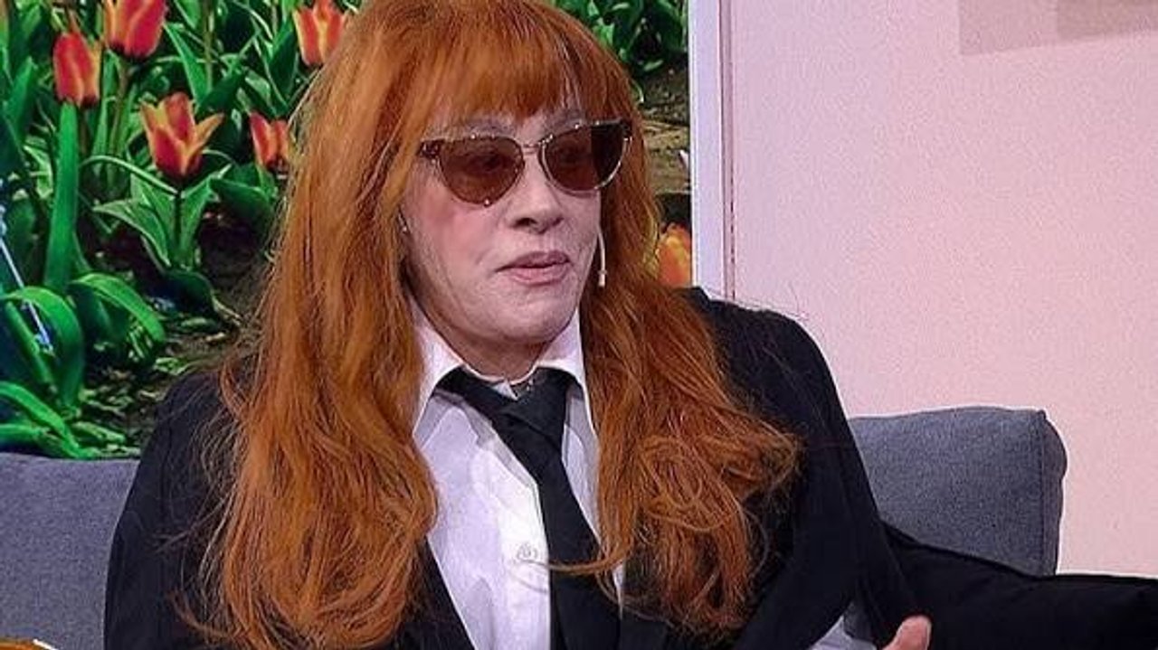 Linda Peretz en los Premios Pinti en el Teatro Colón