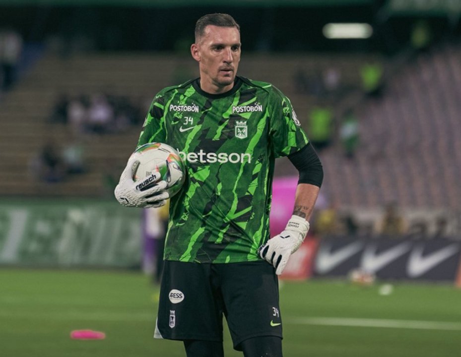 Franco Armani brilla en su regreso a Atlético Nacional con ovación en Bogotá
