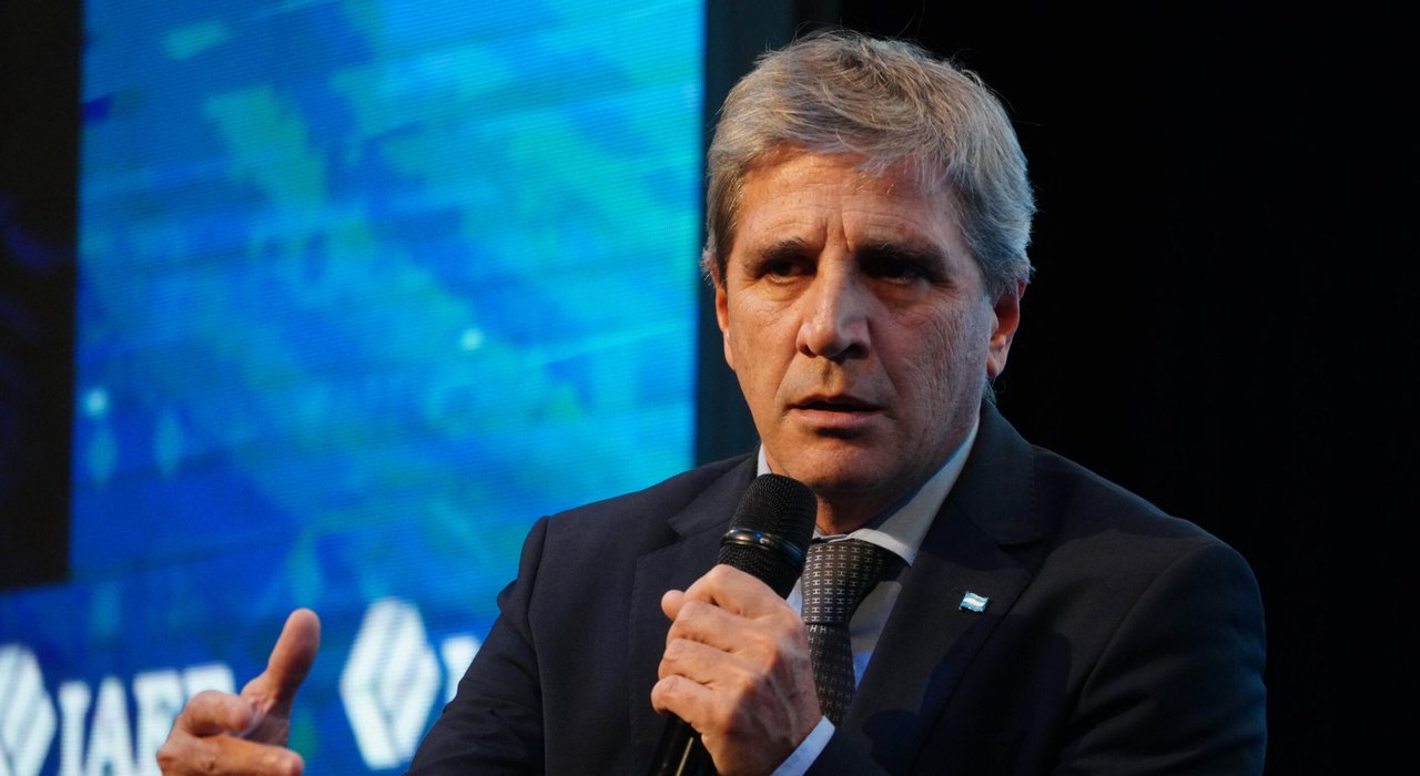 Caputo sobre la reforma del Banco Central: “La más importante de los últimos cien años”