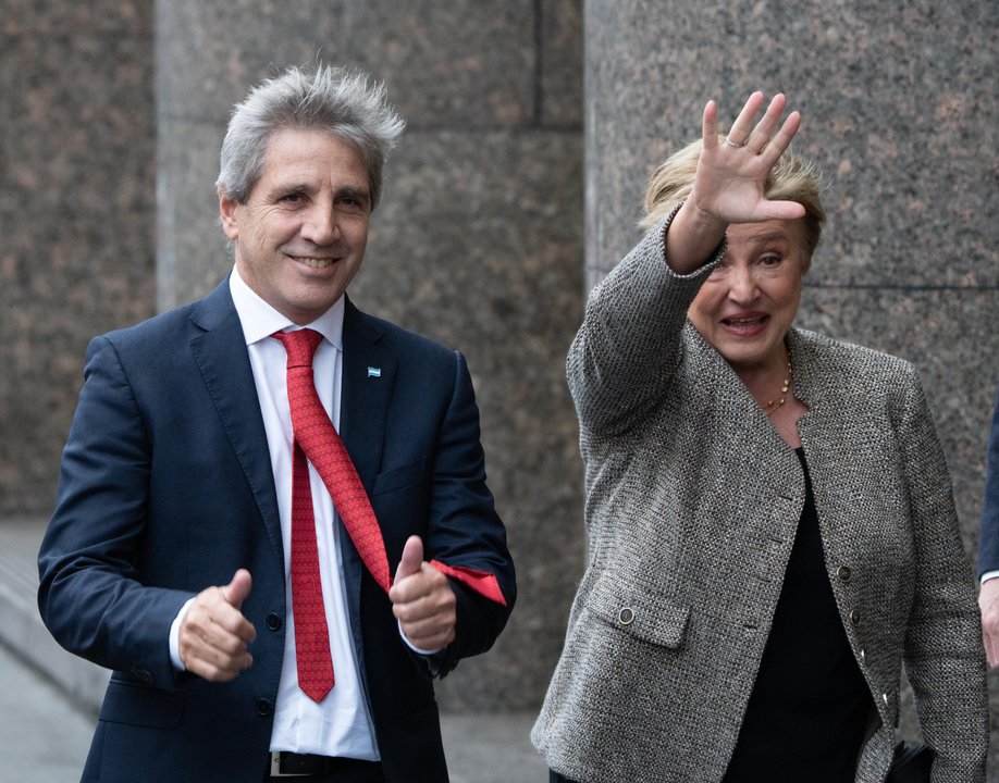 Caputo respaldó la reforma del Banco Central y pronosticó un nuevo triunfo electoral de Milei