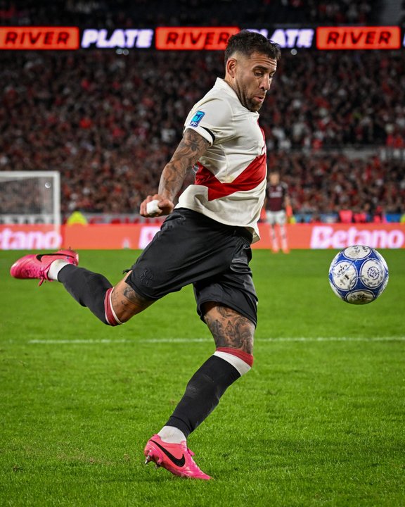 River recibe a Rosario Central, en un partido que podría ser determinante para el futuro de Coudet