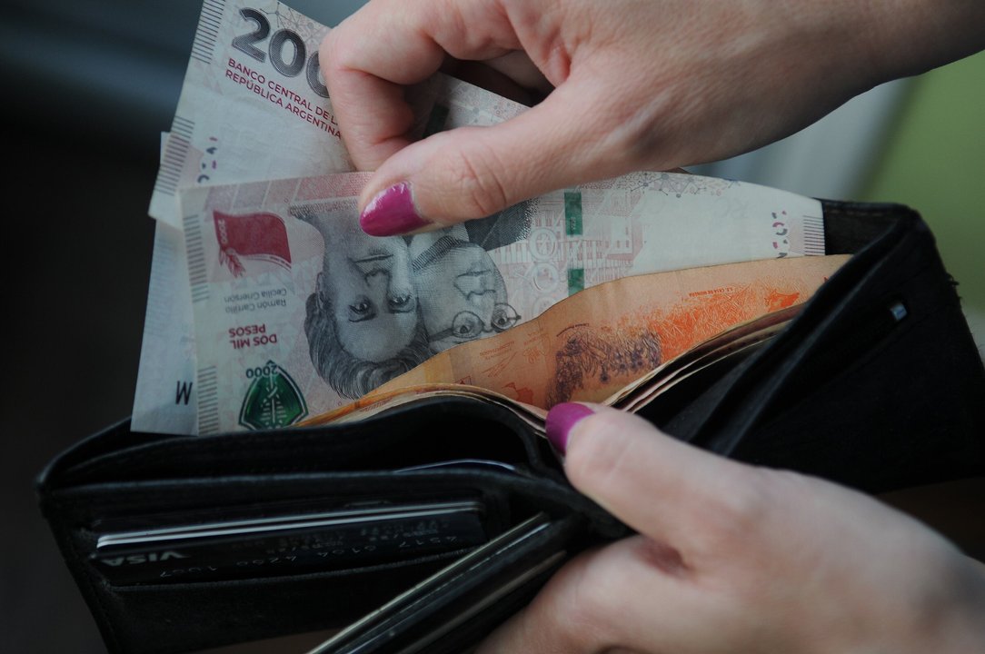 Dal Poggetto advirtió que la recuperación en algunos sectores no se traslada al consumo de las familias