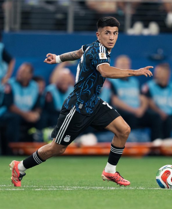 Thiago Almada dio el visto bueno y se acerca a ser refuerzo de River