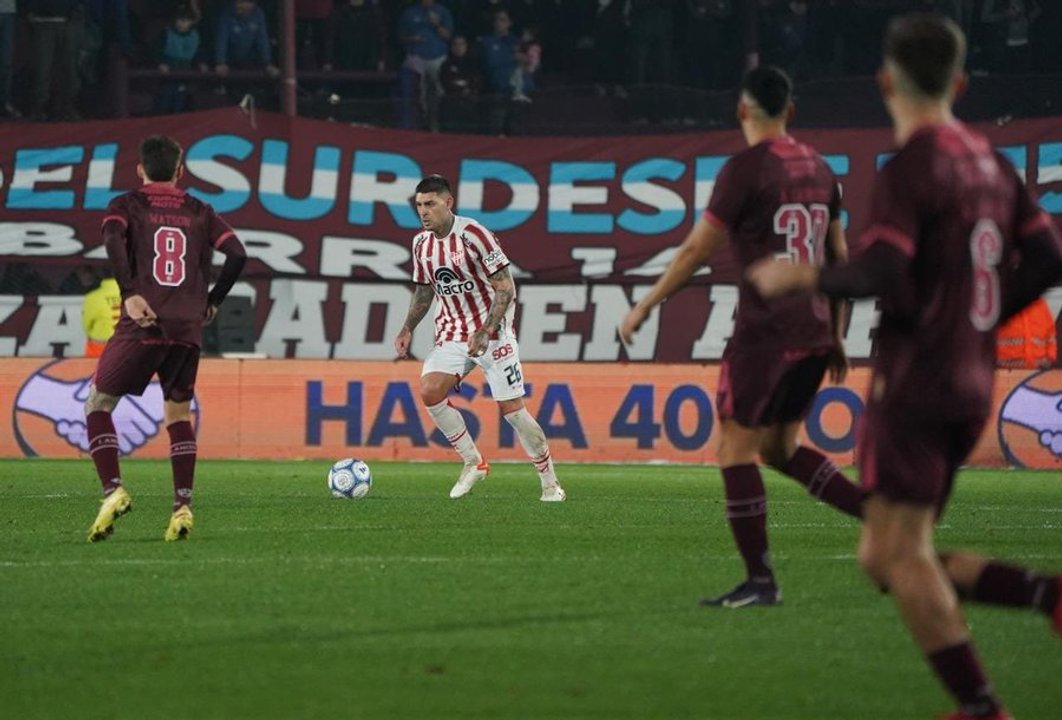 Instituto consiguió un agónico triunfo ante Lanús por el Torneo Clausura