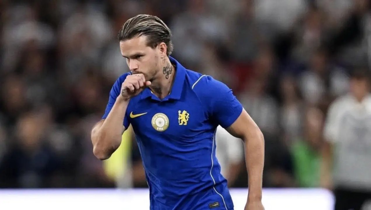 Chelsea pagó cerca de 100 millones para ficharlo, lo suspendieron por doping y volvió a jugar después de dos años