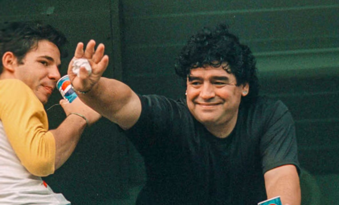 Maradona “fue al baño” la noche anterior a su muerte: la declaración clave del enfermero Ricardo Almirón
