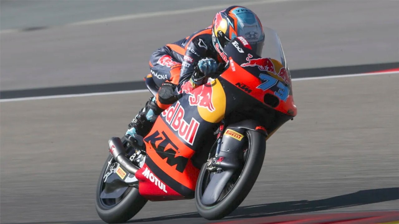Valentín Perrone alcanza el podio en el GP de Gran Bretaña de Moto3