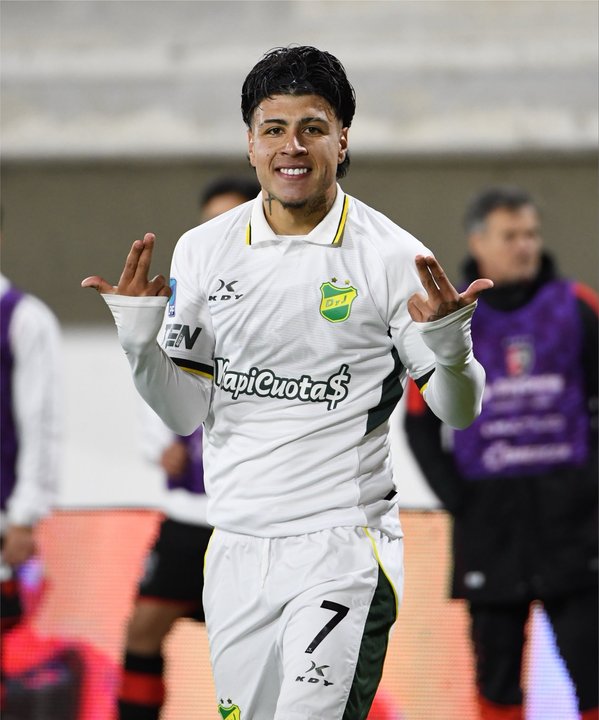 Defensa y Justicia se impone ante Newell's y se acerca a la cima del Clausura 2026
