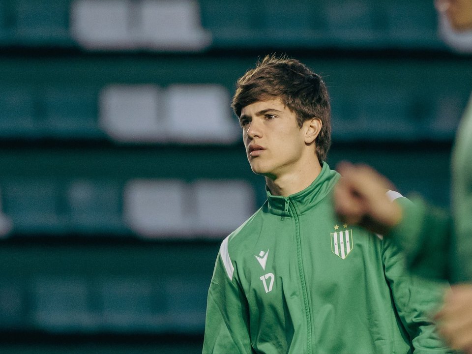 Tiziano Perrotta, delantero de Banfield transferido al Elche y cedido a Defensa y Justicia