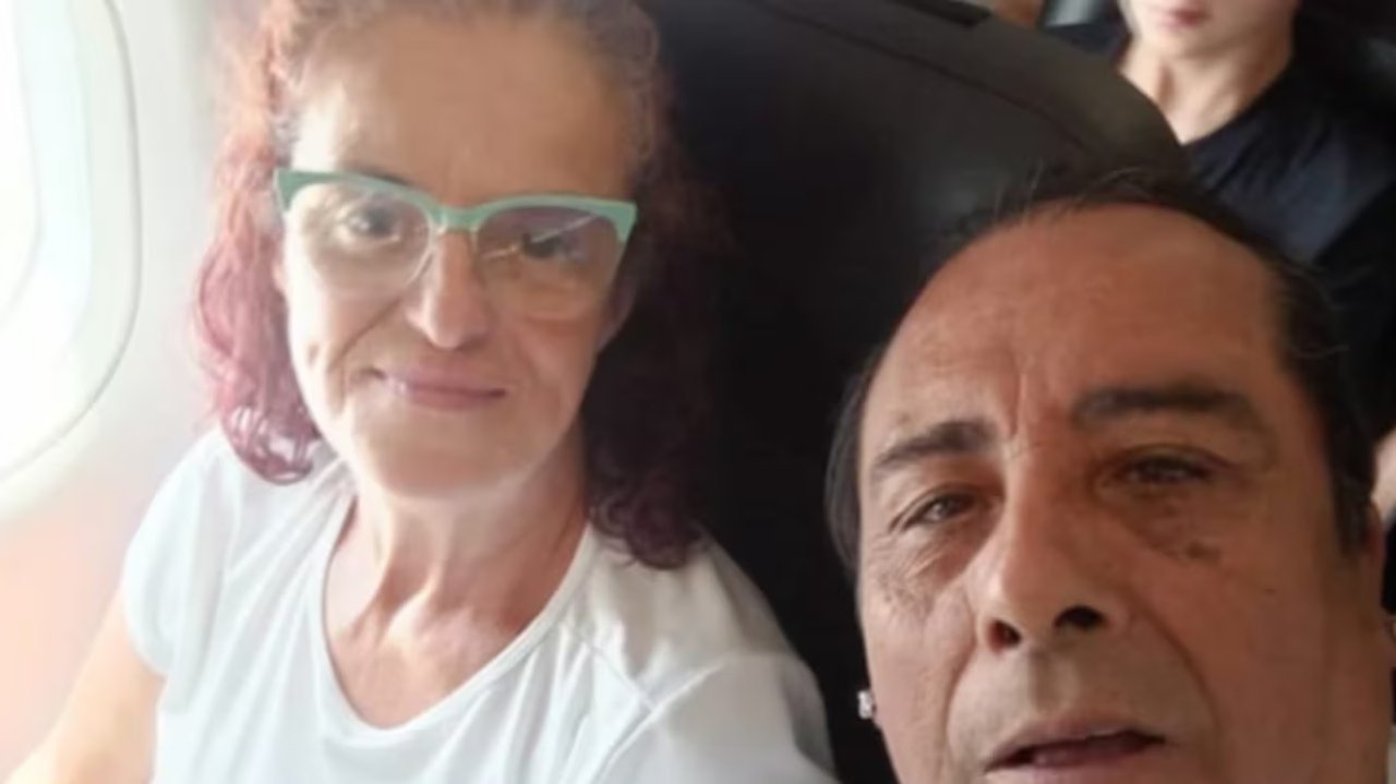 Rescatistas y edificios dañados tras el terremoto en Colombia