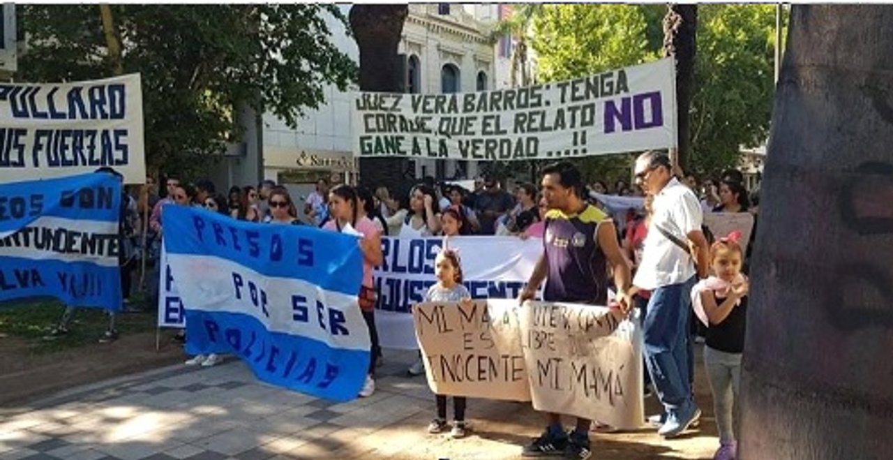 Familiares de policías absueltos en la causa por la muerte de Franco Casco