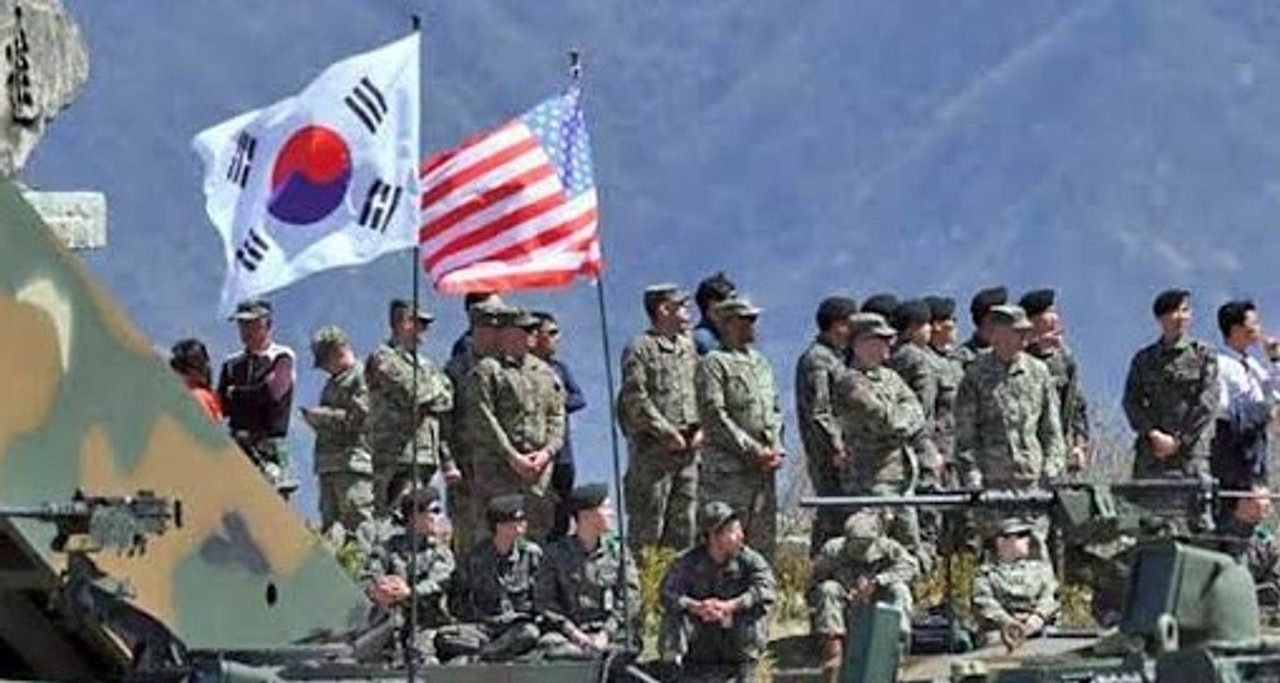 Soldados durante ejercicios militares conjuntos entre Estados Unidos y Corea del Sur