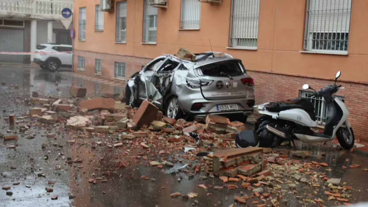 Daños materiales tras el terremoto en la provincia de Granada, España