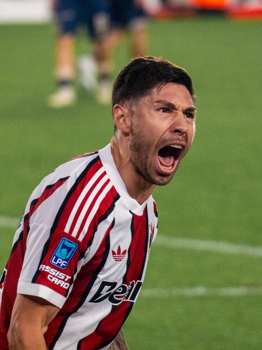 River Plate enfrenta una crisis defensiva tras la lesión de Montiel