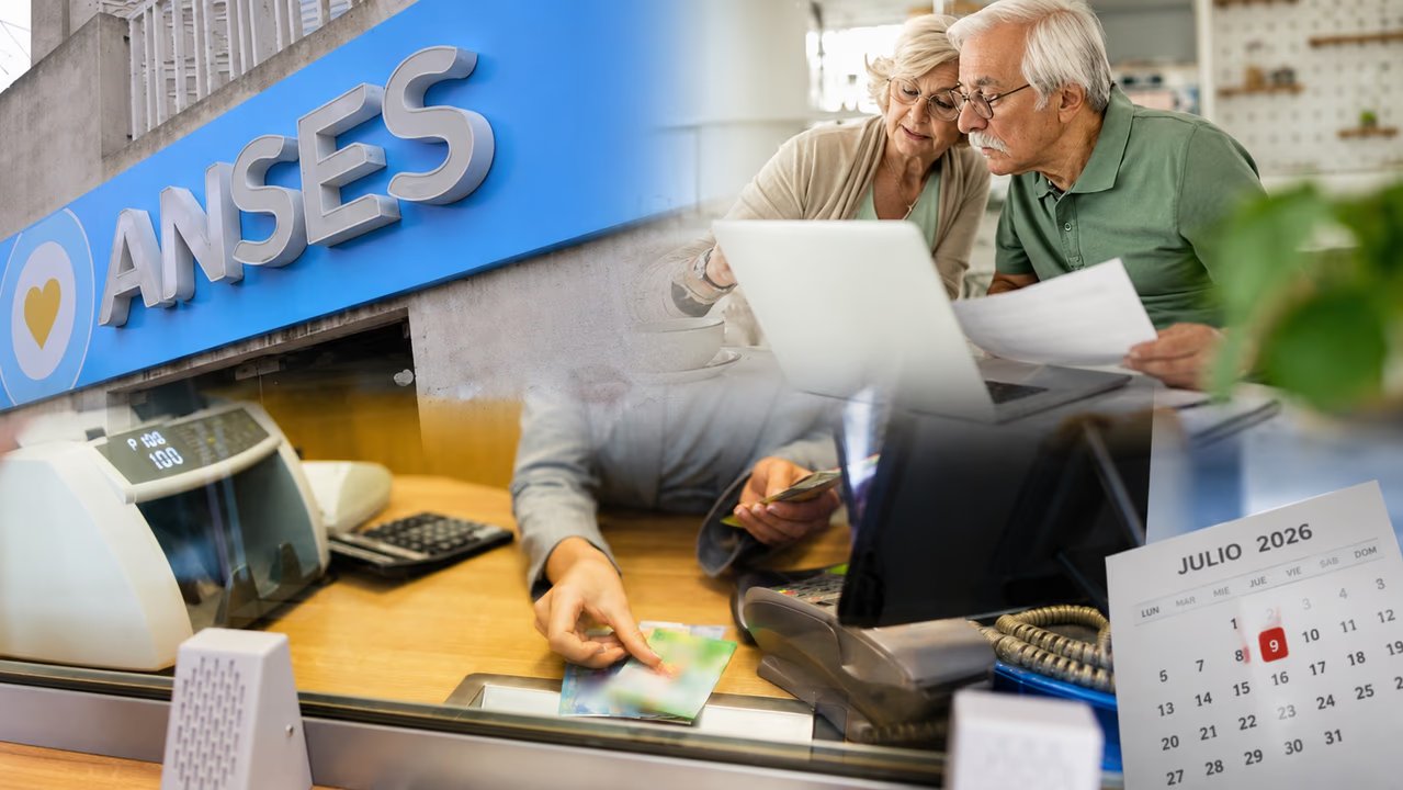 Jubilados realizando trámites y cobrando haberes en una entidad bancaria