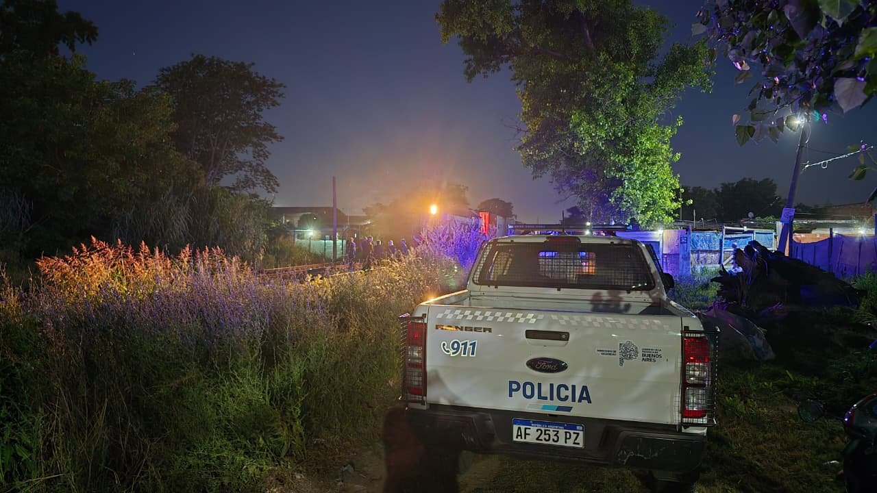 Patio de vivienda en San Nicolás donde fue hallado un cuerpo enterrado