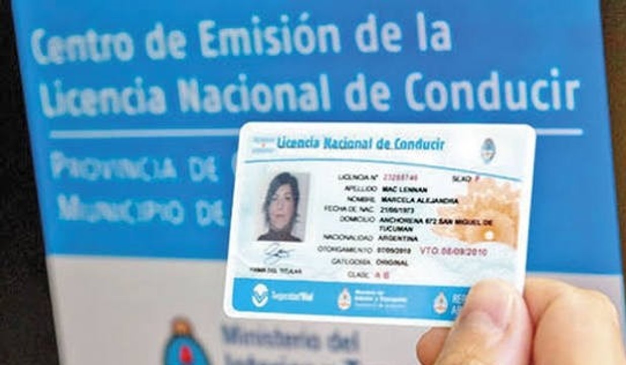 Desarticulan red de licencias de conducir falsas en Buenos Aires