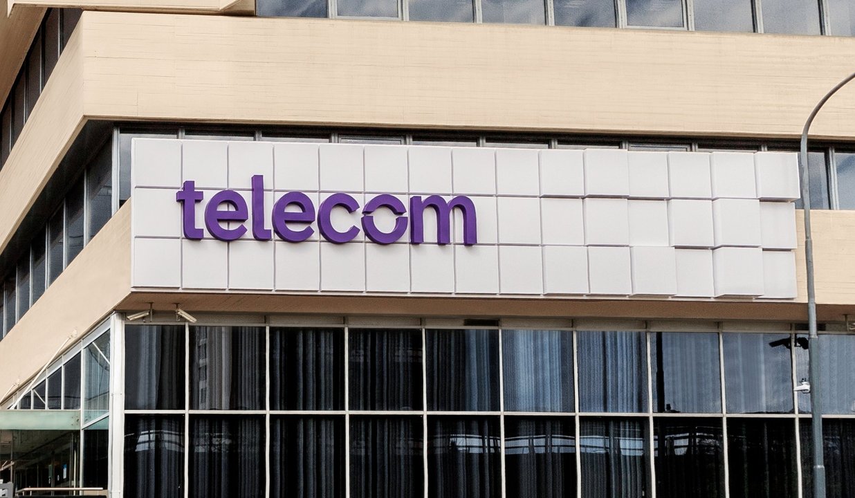 Telecom se adapta a las exigencias del Gobierno y plantea ceder seis millones de clientes