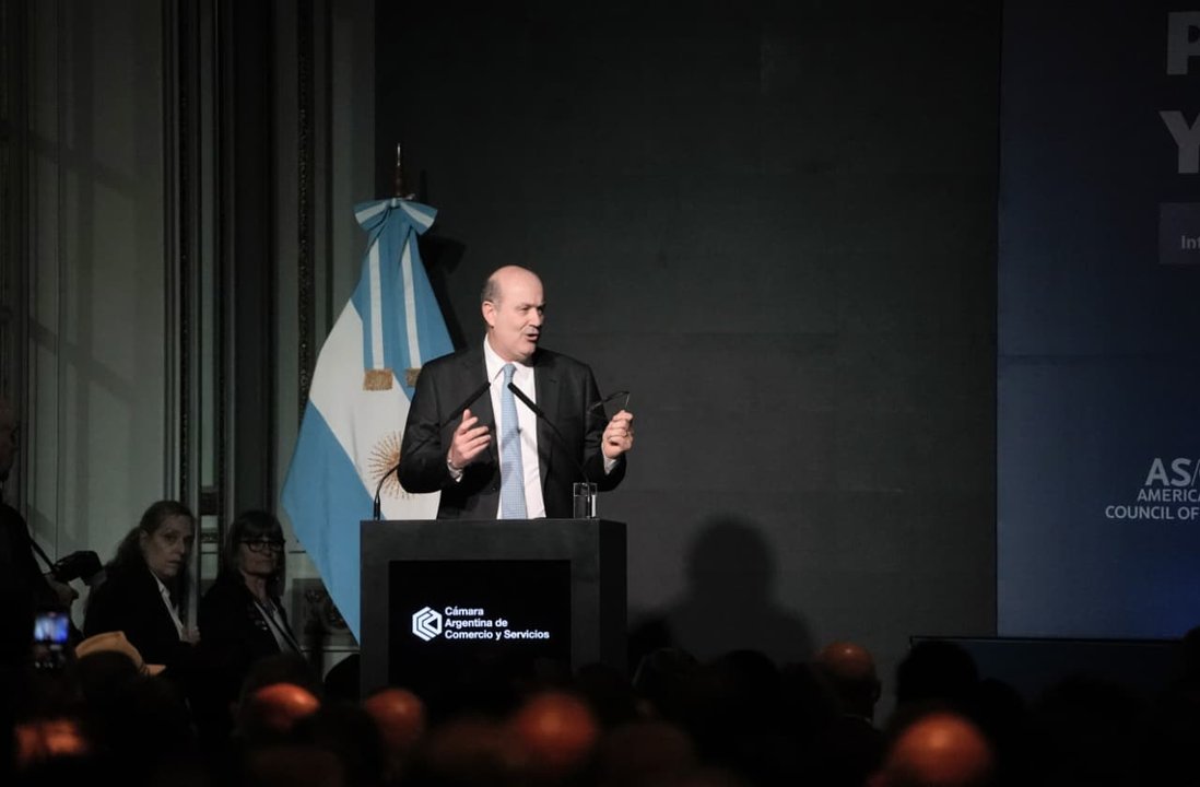 Federico Sturzenegger durante su exposición en el Council of the Americas