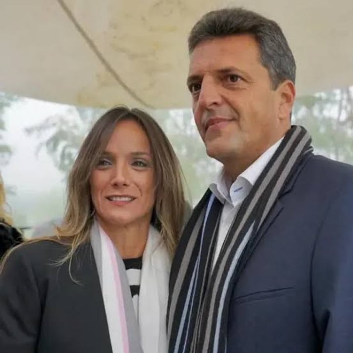 Sergio Massa y Malena Galmarini, el viaje invitado por el empresario De Narváez
