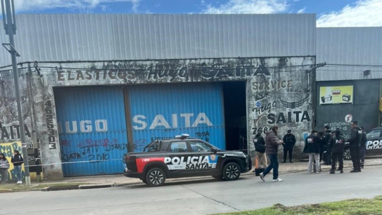 Taller mecánico de Rosario donde ocurrió el accidente laboral