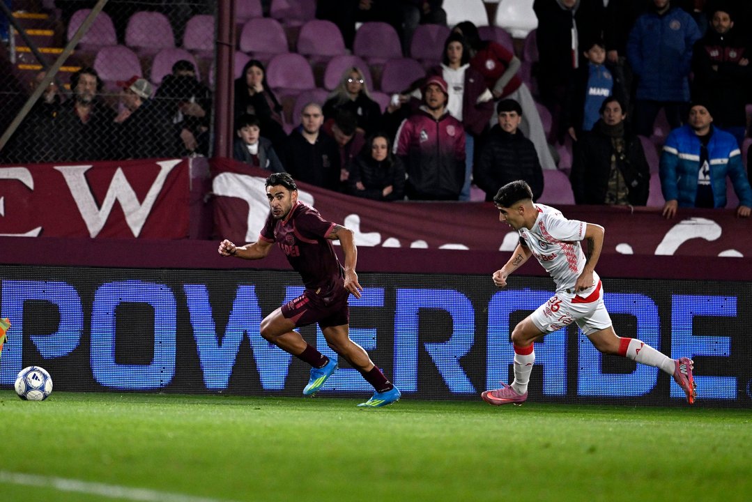 Argentinos Juniors empató con Lanús y sigue como puntero de la Zona B