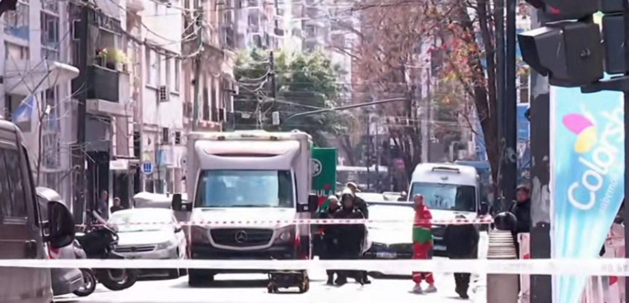 Un hombre se atrincheró en su departamento de Recoleta y hubo un amplio operativo en el lugar