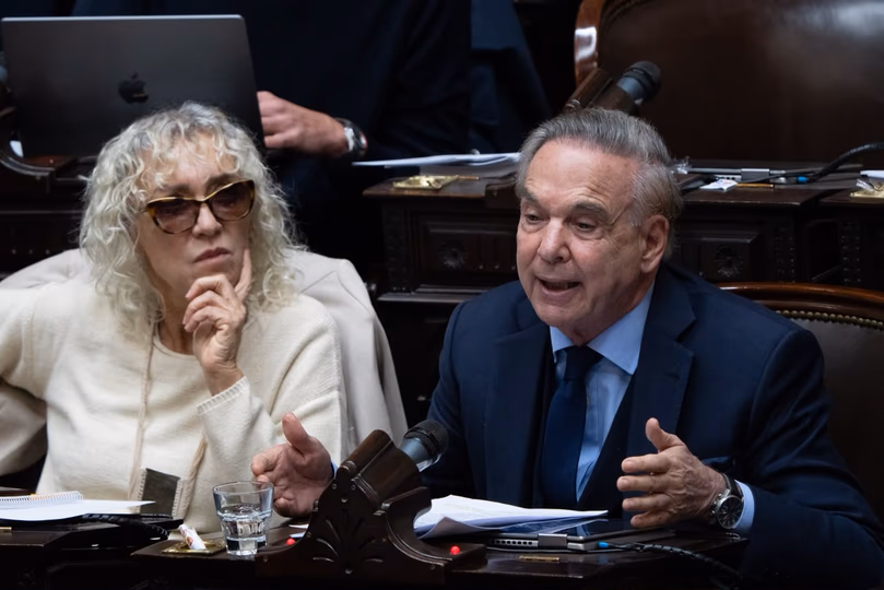 Miguel Angel Pichetto explica su rechazo al proyecto
