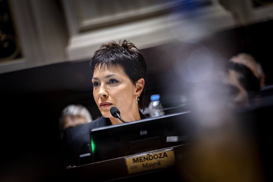 Mayra Mendoza durante la sesión en Diputados bonaerenses por la Ley Ema