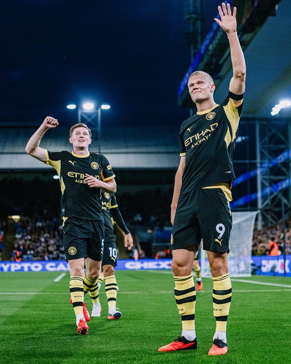 Erling Haaland celebra un gol del Manchester City ante Crystal Palace