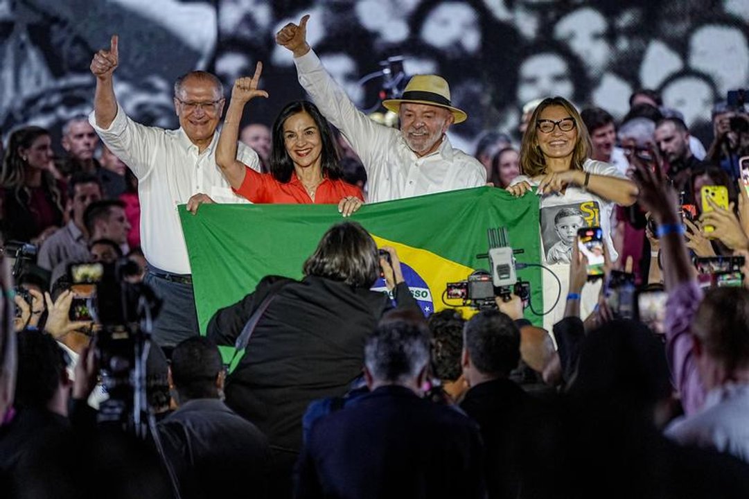Acto de campaña de Lula da Silva en Buenos Aires