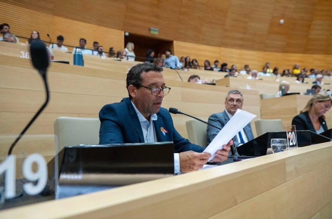 Córdoba: renuncia el legislador Cañito Flores en medio de escándalo por abuso infantil