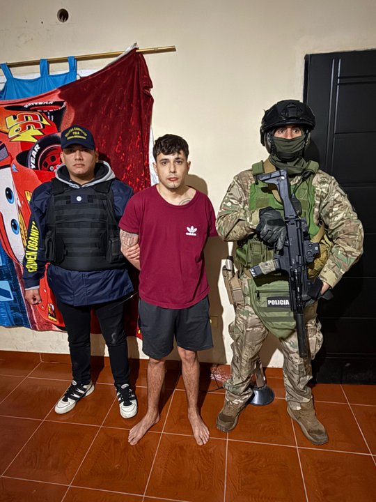 Golpe al narcotráfico en Florencio Varela y Quilmes: 18 detenidos y secuestraron drogas y armas