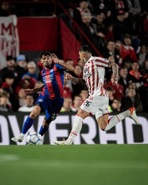 San Lorenzo cayó ante Instituto, líder de la Zona A, y se hundió en el fondo del Torneo Clausura