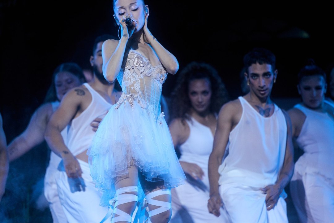 El triste momento de Ariana Grande: se despide de los escenarios entre lágrimas