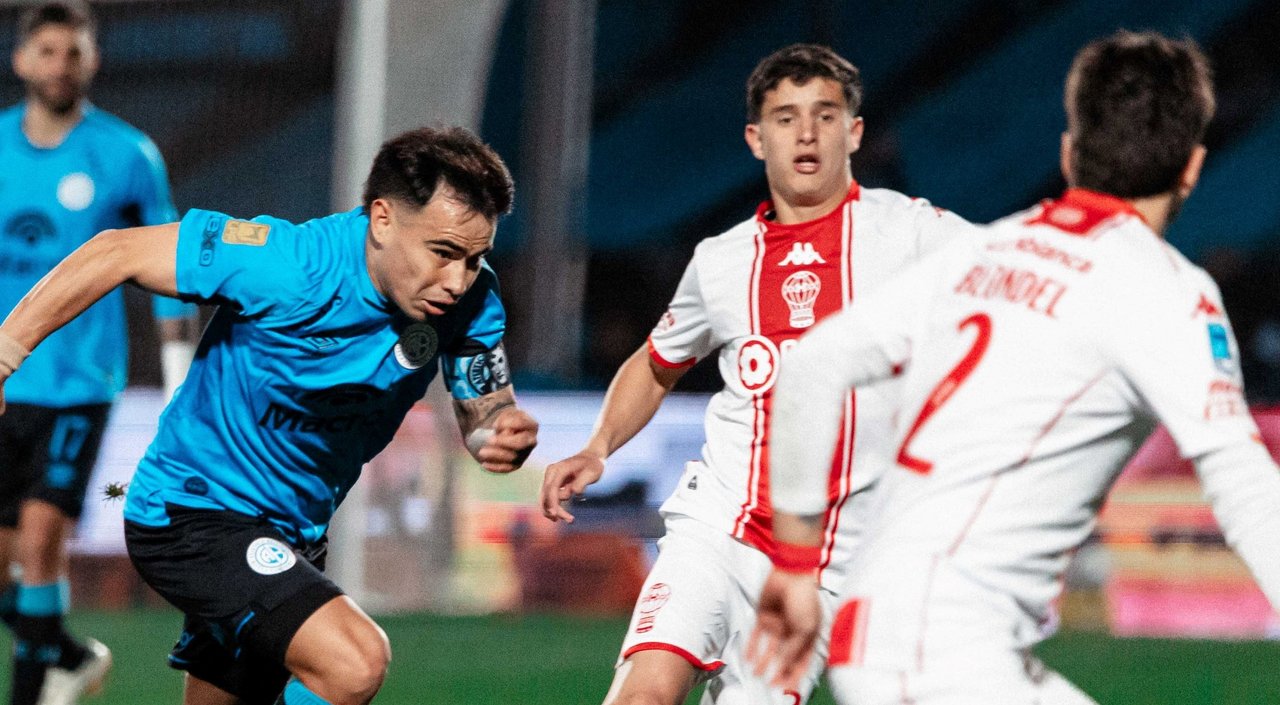 Belgrano y Huracán empataron en un partido con varias polémicas