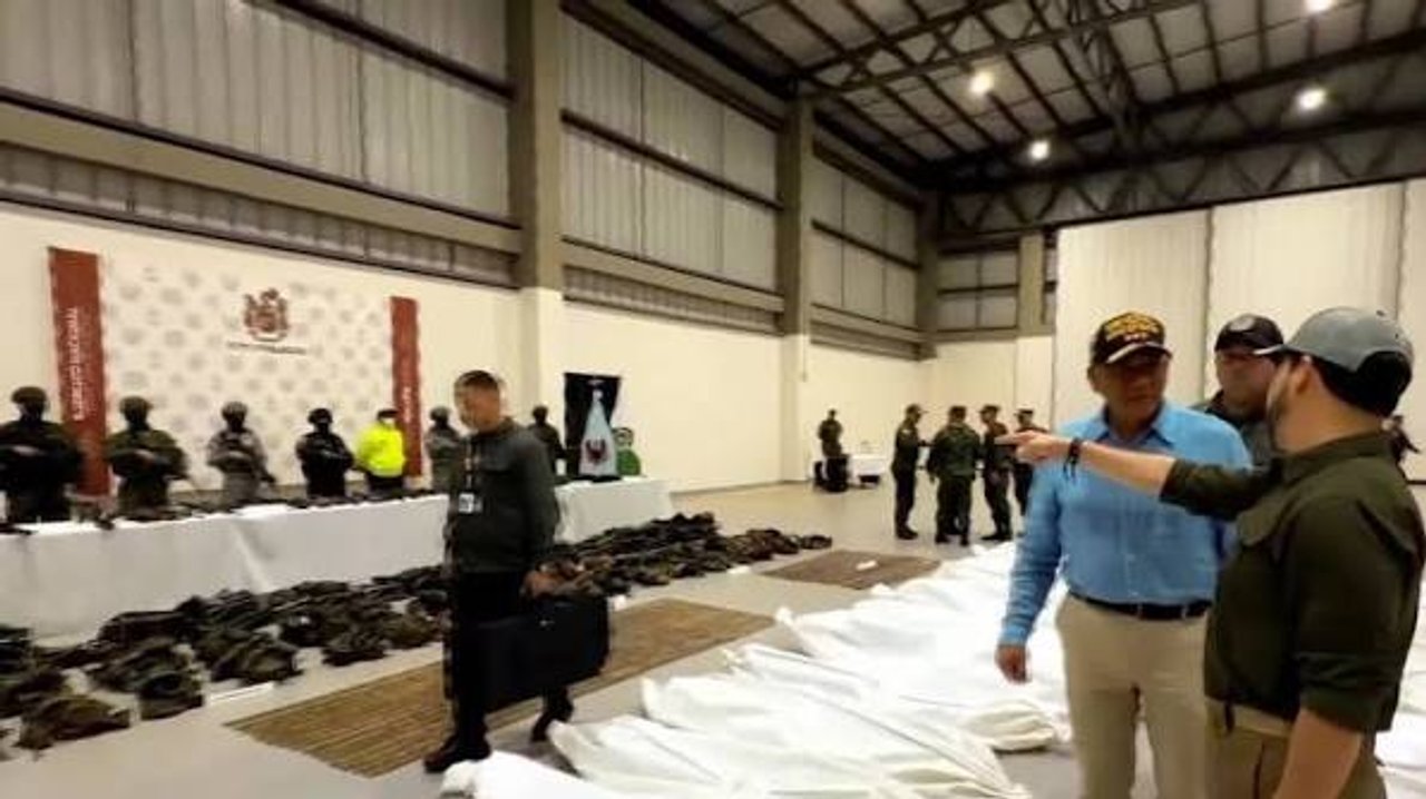 Bolivia activó comité de crisis tras explosiones en un cuartel militar