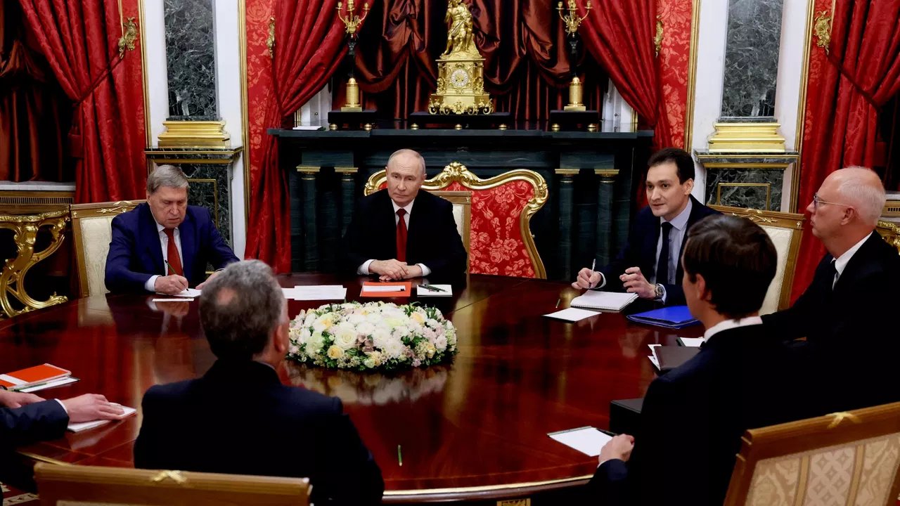 Kremlin: Putin sostuvo conversaciones constructivas con los enviados de Estados Unidos
