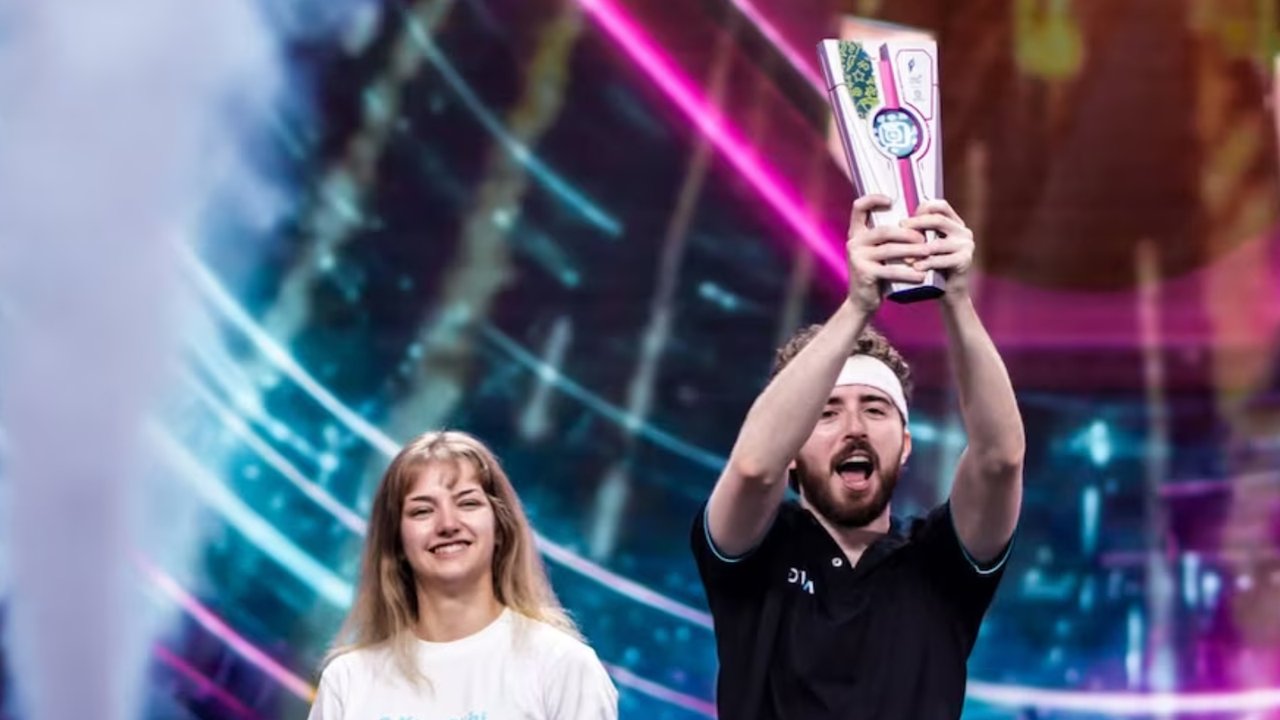 Franco Vitali celebra su consagración mundial en Just Dance
