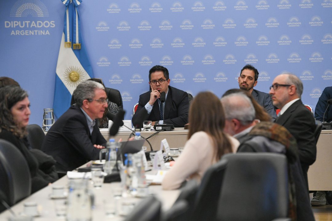 Representantes Fintech defienden su rol frente a la morosidad en Diputados