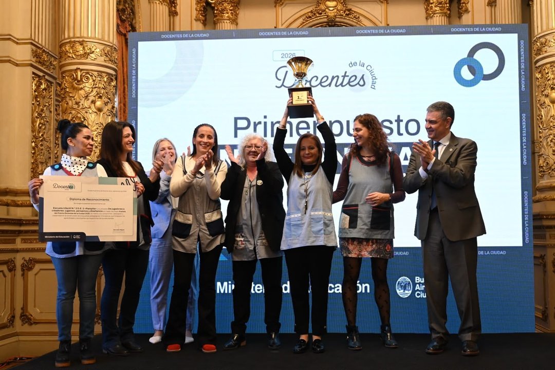 La Ciudad premió a maestros que impulsan proyectos innovadores para mejorar el aprendizaje
