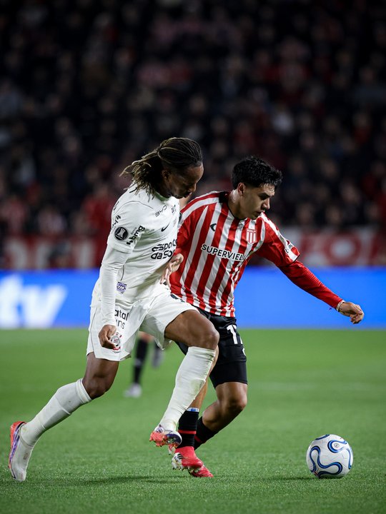Estudiantes empató 1 a 1 con Corinthians en los cuartos de ida de la Copa Libertadores