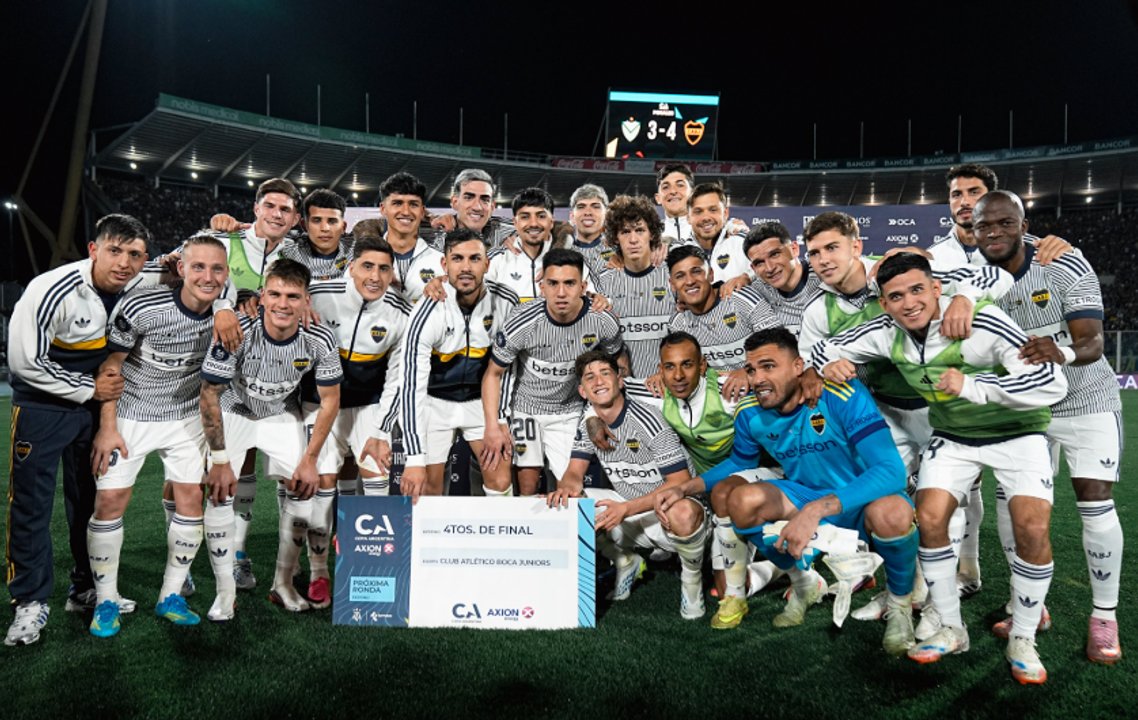 Álvaro Montero en un partido con la camiseta de Boca Juniors