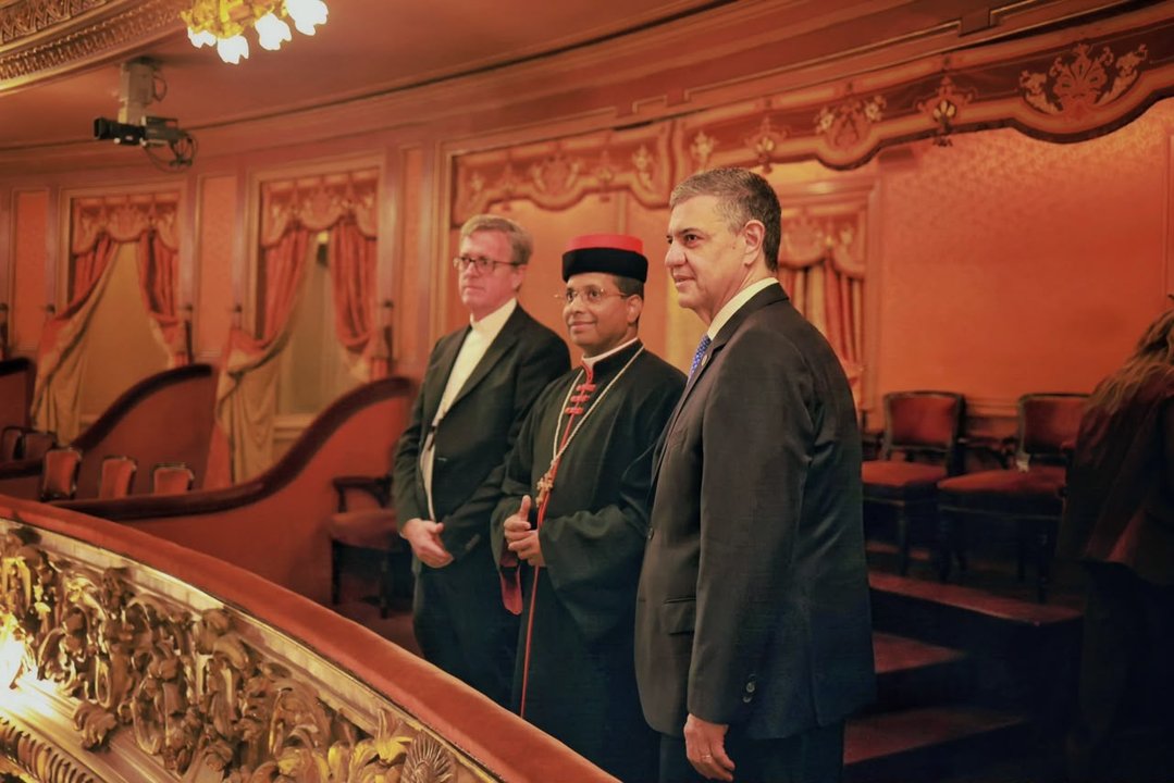 Jorge Macri y un cardenal del Papa dialogan con líderes religiosos en Buenos Aires