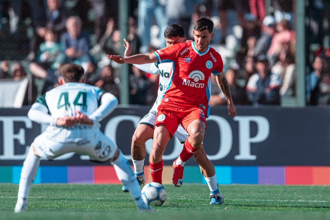 Agónico empate de Belgrano ante Sarmiento por la novena fecha del Torneo Clausura