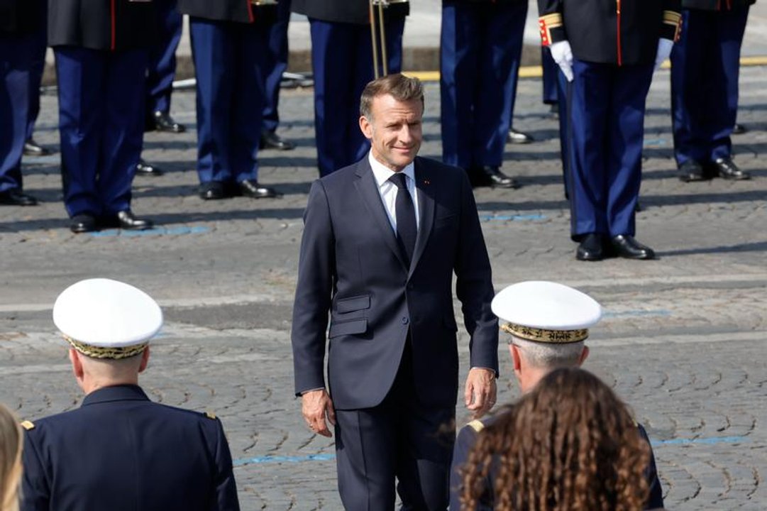 Francia protege sus infraestructuras críticas: Macron denuncia “ataques híbridos” de Rusia