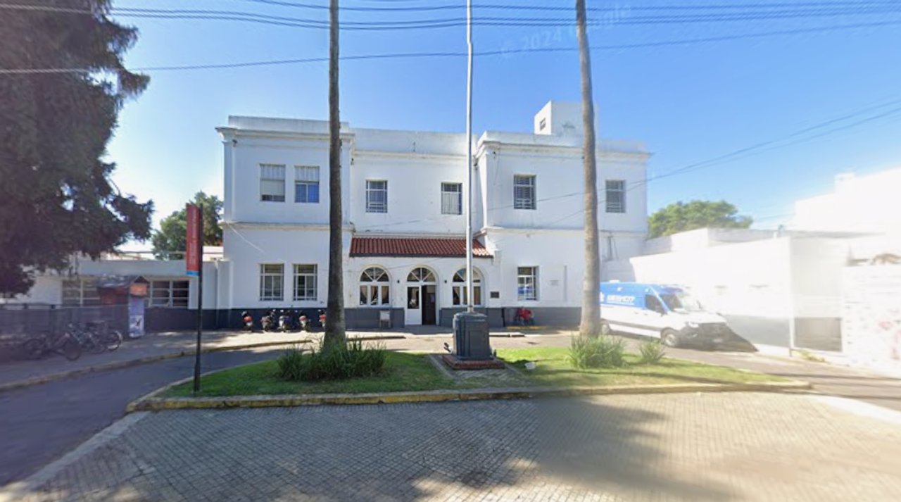 Imputaron en Rosario a una partera de 88 años por la supresión de identidad de una mujer nacida en 1970